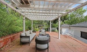 ddc624849b5ebc633ba3a872c342eacf-uncropped_scaled_within_1536_1152