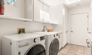 ec6426a32cd7701fa8a5f64a34a9373a-o_a